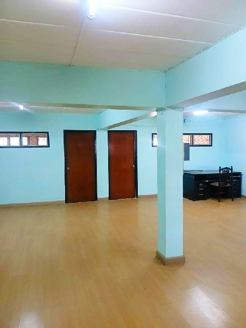 BIGC กัลปพฤกษ์ 700ม.สาทร บางบอน 1 ทาสีใหม่ให้เช่าอาคารพาณิชย์ 3.5 ชั้น 2 คูหาเชื่อมกัน  MRT บางแค 3.5 กม. 55 ตร.วา.665 ตร.ม. 4 ห้อง 4 น้ำ