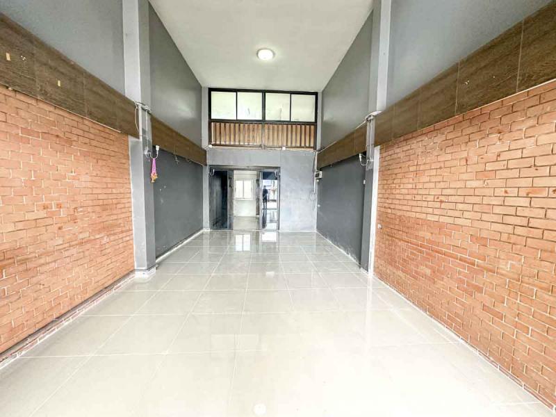 เช่า อาคารพาณิชย์ 4 ชั้น ซอย วัดเสาธงหิน ห่างถนนใหญ่ 20 เมตร