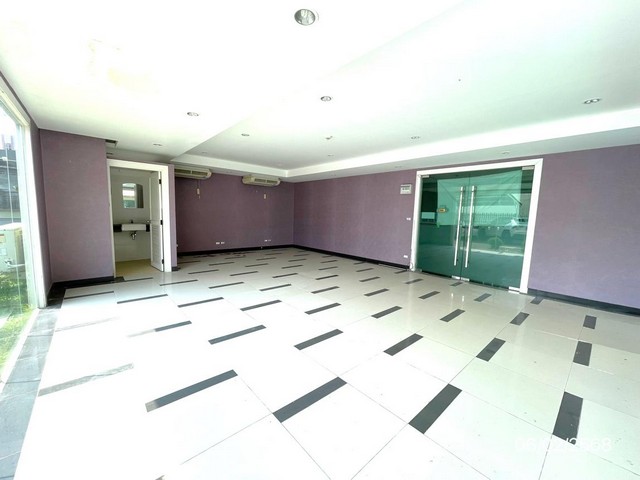 ขายคอนโดชั้น 1 พอร์ชแลนด์ 2 จอมเทียนรีสอร์ท ซ.ชัยพฤกษ์ 1 ถ.ชัยพฤกษ์ ต.หนองปรือ อ.บางละมุง จ.ชลบุรี