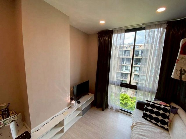 ให้เช่าปาล์มสปริงส์ นิมมาน ใจกลางเมืองนิมมาน เฟอร์ครบ