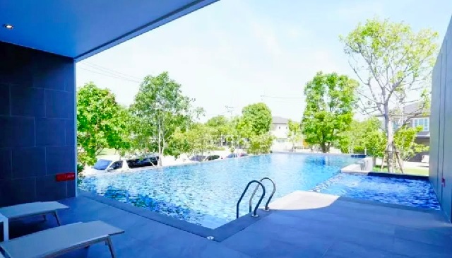 ให้เช่าบ้านเดี่ยว 2 ชั้น แยกสิริโสธร จัดเต็มเฟอร์ 3 นอน เซ็นทรัล ฉะเชิงเทรา 2.1 กม.162 ตร.ม.42 ตร.วา.ติดถนนใหญ่  3 น้ำ