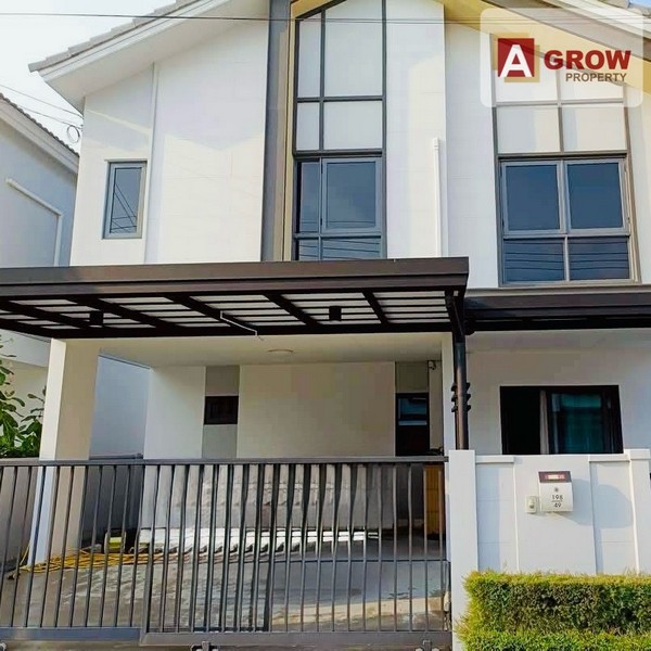 หมู่บ้าน เซนส์ บางนา-สุวรรณภูมิ  สไตล์สแกนดิเนเวียน เฟอร์นิเจอร์ครบ ตกแต่งพร้อมอยู่