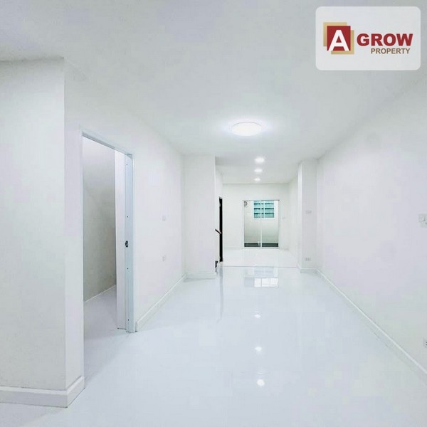 หมู่บ้าน 84 แมนชั่น ลาดพร้าว 84 รีโนเวทใหม่พร้อมอยู่ ทำเลดี ใกล้ทางด่วน โอกาสสุดคุ้ม!