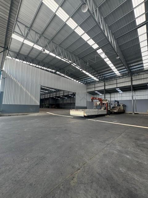 ให้เช่าโกดัง 816 ตรม. ถนนกรุงเทพกรีฑาตัดใหม่ ทับช้าง ใกล้สนามบิน เหมาะทำศูนย์กระจายสินค้า