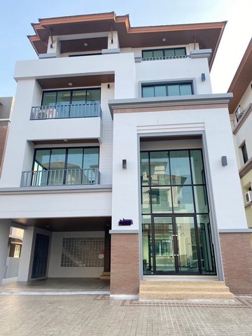 ให้เช่าบ้านเดี่ยวหมู่บ้านรีเจ้นท์ รัชดา ถนนสหะการประมูล โซน รัชดา ห้วยขวาง สุทธิสาร พระรามเก้า รามคำแหง 