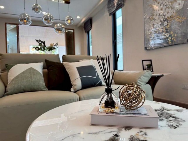 ขายบ้านพูลวิลล่าสร้างใหม่ 2 ชั้น  ใกล้ทะเลจอมเทียนเพียง 1.5 กม.