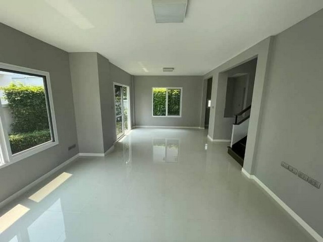 บ้านเดี่ยว 2 ชั้น บ้านใหม่ ไม่มีใครอาศัย โครงการ สีวลี สันกำแพง