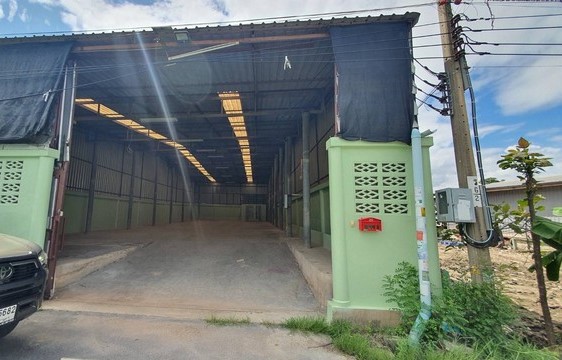 โกดังให้เช่า 400 ตารางเมตร ย่านพระราม 2 ซอยบางกระดี่ 10 และซอย แสมดำ เหมาะสำหรับเก็บสินค้าหรือทำโรงงาน