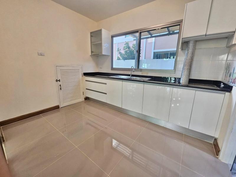 ขายบ้านทำเลดี หมู่บ้าน แมกโนลีย์ ศรีราชา  อ.ศรีราชา  จ.ชลบุรี