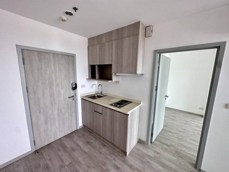 ขายคอนโด Ideo Mobi Charan-Interchange (High Rise 22 ชั้น) ติดถนน ใกล้รถไฟฟ้า 3 สาย การเดินทางสะดวก ห้องสวย สภาพใหม่กริบจากโครงการ