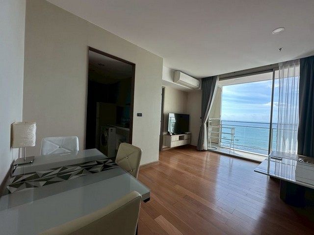 คอนโดพร้อมอยู่ ห้องใหญ่ 1 นอน มารีน่า เบย์ฟร้อนท์ ศรีราชา วิวทะเล TP-C1433