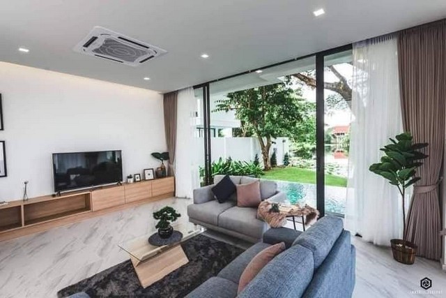 ให้เช่าพูลวิลล่าสวย สไตล์โมเดิร์น ตกแต่งสวย โซนหางดง