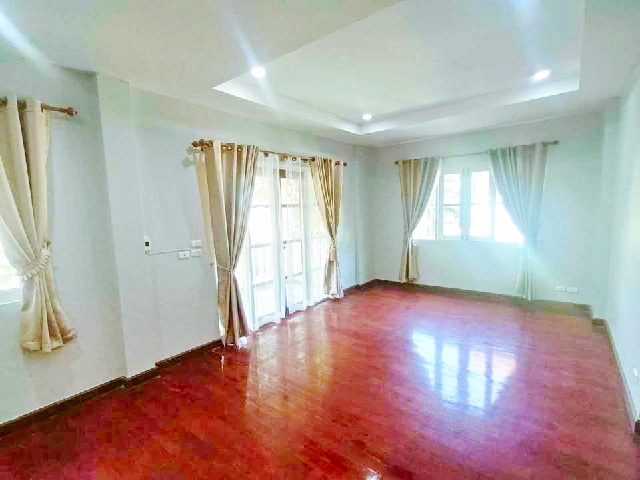 รร.นานาชาติสารสาสน์วิเทศศึกษา 900ม. 4นอน ประชาอุทิศ98 บ้านเดี่ยว 2ชั้น 62ตร.วา.242ตร.ม. 2 น้ำ  ตลาดประชาอุทิศ90 700ม.