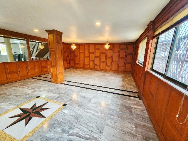 สถานฑูตจีน เซ็นทรัล พระราม 9 800ม. ขายอาคารพาณิชย์ 2คูหา 4ชั้น MRTพระราม9 800ม.ฟอร์จูนทาวน์ 600ม. 25ตร.วา. 385ตร.ม. 4นอน 3น้ำ 7แอร์ รัชดา3