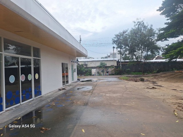 ให้เช่าที่ดินเปล่า พร้อมอาคาร 200 ตรว. โยธินพัฒนา 3 เลียบทางด่วนรามอินทรา เหมาะกับ Studio, โฮมออฟฟิศ, ที่เก็บสินค้า และอีกหลากหลาย