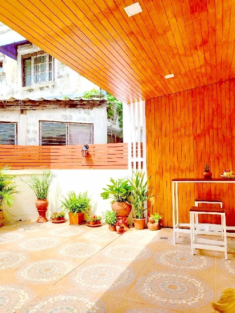 ใหญ่มาก! ให้เช่าทาวน์โฮม 2 ชั้นบิ๊กซี ท่าอิฐ 200ม. MRTบางรักน้อยท่าอิฐ 700 ม. ตลาดนัดมณียา ท่าอิฐ 200ม.  2-3นอน 2 น้ำ