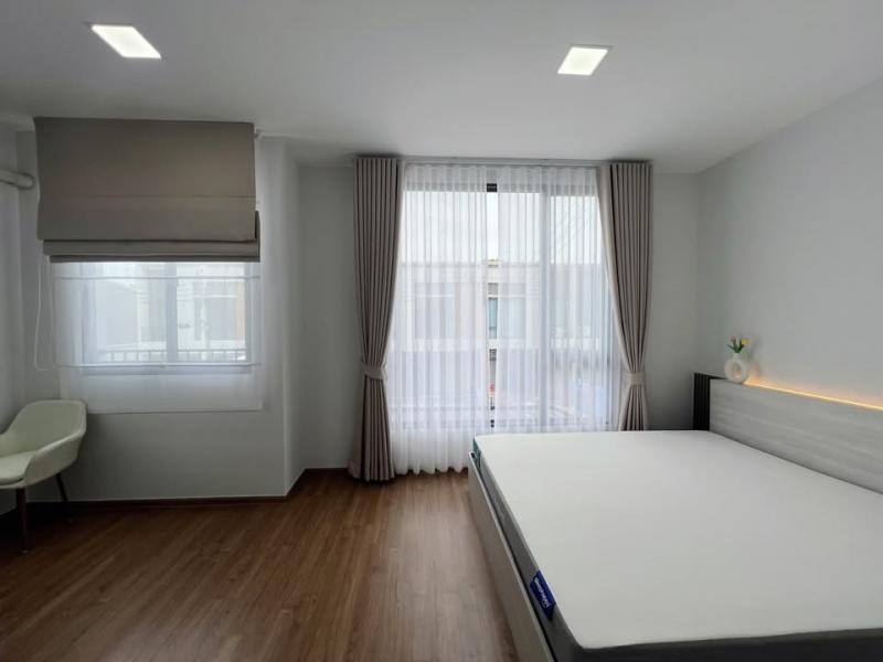Pleno Sukhumvit Bangna 2 Townhome private clean near Mega Bangna