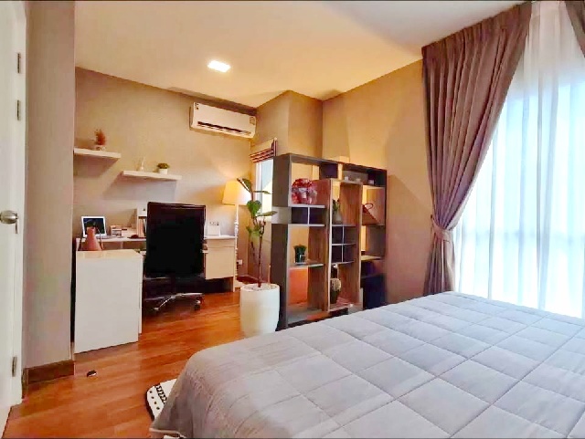 MRT ตลาดมีนบุรี 1.3กม รามอินทรา .ให้เช่า​ทาวน์โฮมหรู 2 ชั้น 18 ตร.วา.​144 ตร.ม.3นอน 2น้ำ พร้อมเฟอร์  รพ.นวมินทร์ 1.5 กม