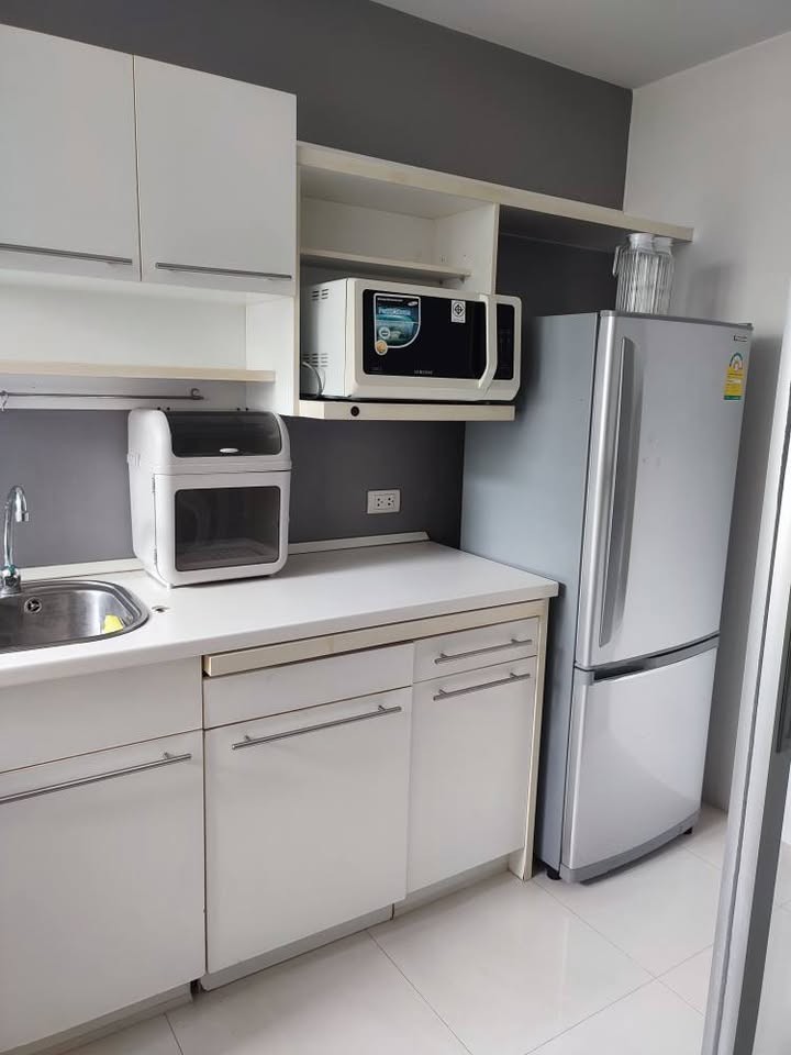 The Room Sukhumvit 64 convenient comfortable spacious 4th floor BTS Punnawithi