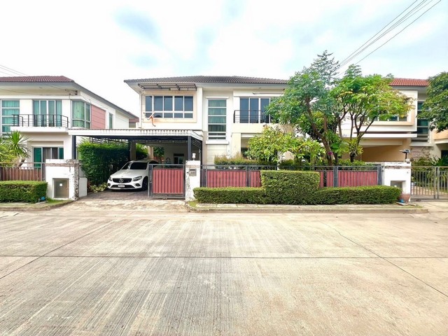 ขายบ้านเดี่ยว 2 ชั้น 50.8 ตรว. 3 ห้องนอน ไลฟ์ บางกอก บูเลอวาร์ด รามอินทรา 23 (Life Bangkok Boulevard Ramintra 23) ใกล้ BTS สถานีลาดปลาเค้า