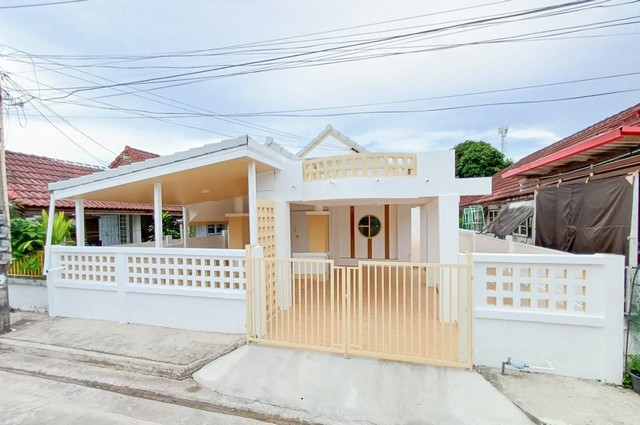 บ้านเดี่ยวใจกลางเมืองระยอง ใกล้ห้างโฮมโปร โลตัสระยอง ผ่อนเพียงเดือนละ 6000 กว่าบาท