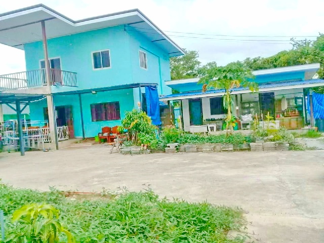  ตลาดยิ่งเจริญ ตลาดเอสทีเพิ่มสิน 1.2 กม. สะพานใหม่ 3.1กม. ให้เช่าบ้านเดี่ยว 2ชั้น  268ตร.ม.68 ตร.วา. 5นอน 3  BTS แยก คปอ. 1.7กม.  