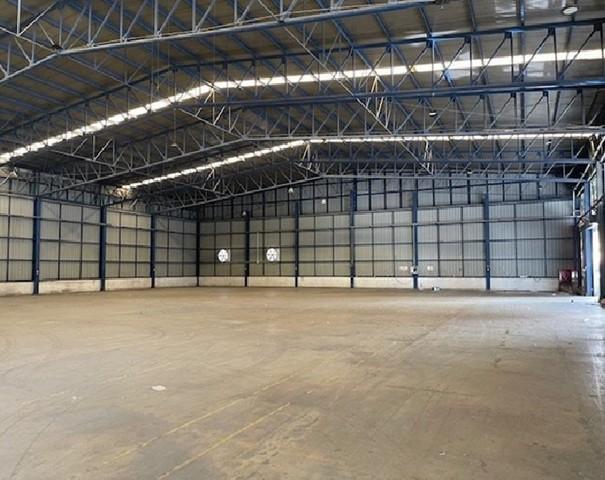 ให้เช่าโกดัง2,960 ตร.ม.ย่านถนนพระราม2ซอยบางกระดี่แสมดำบางขุนเทียน รถเทรลเลอร์ 40 ฟุต เข้าได้