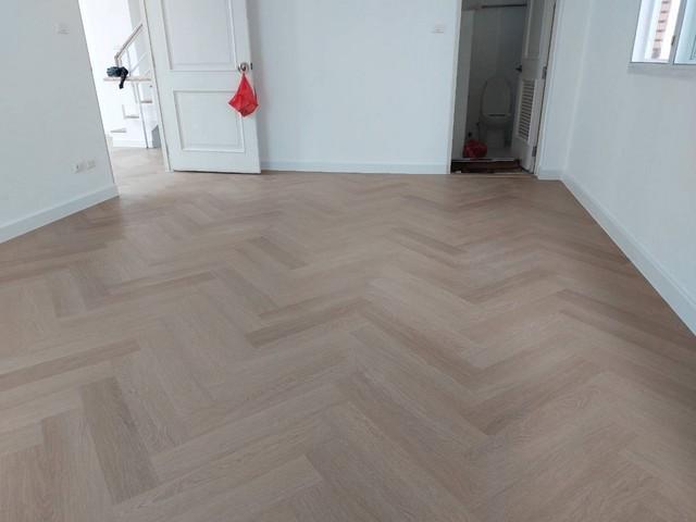 ให้เช่าโฮมออฟฟิต 4 ชั้น 240 ตรม. เดอะพาร์ค ลาดพร้าว-วังหิน 76 หลังมุม ใกล้ MRT โชคชัย