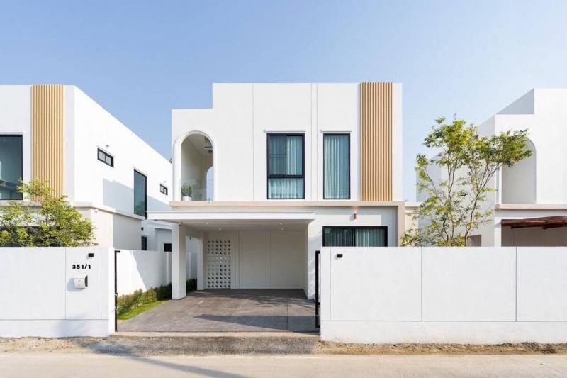 ราคาเริ่มต้นที่ 3.39 ล้าน (บ้านเปล่า) 43.1-47.3 ตรว. #สันผักหวาน หางดง บ้านสร้างใหม่ 2 ชั้น สไตล์โมเดิร์น มีทั้งหมด 3 หลัง พร้อมเข้าอยู่