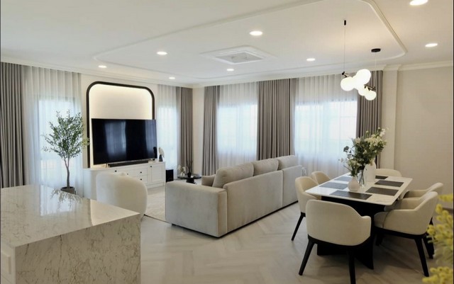 ขายบ้านเดี่ยว 2 ชั้น CENTRO บางนา 58 ตร.วา หลังมุม เฟอร์ครบ พร้อมเข้าอยู่