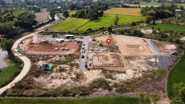 ที่ดิน 200 ตร.ว.  ที่ดินนครนายก วิวภูเขา ประปาไฟฟ้าเข้าแล้ว ตำบล บ้านพร้าว อำเภอบ้านนา จังหวัด นครนายก