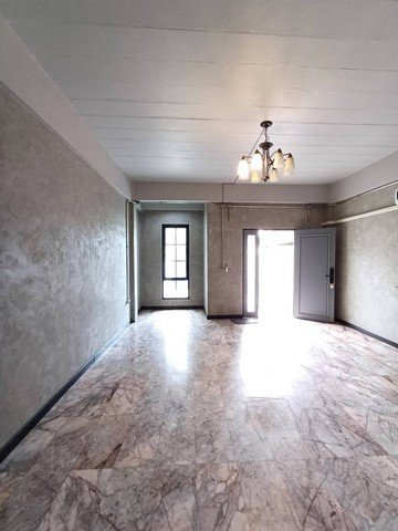 P893 ขายทาวน์โฮม บ้าน สไตล์ลอฟท์ ลาดพร้าว บางกะปิ รามคำแหง ซอยลาดพร้าว124  ใกล้ MRT มหาดไทย ท่าเรือมหาดไทย เหมาะโฮมออฟฟิศ