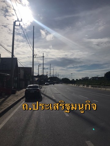 ให้เช่าพื้นที่เพื่อขายของ ณ ถนน ประเสิรญมณูกิจ 25,000 บาท/เดือน ขนาด 104 ตรม