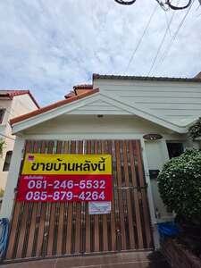 ทาวน์โฮมสไตล์บ้านเดี่ยว ตกแต่งใหม่ พร้อมอยู่ ในโครงการ เอเชียโฮมทาวน์ 3 บางกรวย–ไทรน้อย 