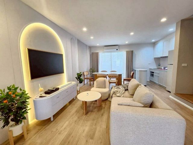 ให้เช่า 38,000 บาท/ขาย 4.99 ล้าน #MonoTown3 #สันผีเสื้อ ทาวน์โฮม 3 ชั้น #บ้านตัวอย่าง สวยพร้อมอยู่ ทำเลดี เงียบสงบ ใกล้เมือง เดินทางสะดวก