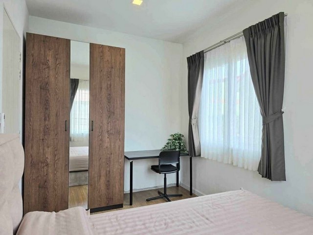 ให้เช่าบ้านแฝด ใกล้รถไฟฟ้าสถานีศรีด่าน โครงการเมลิโซ่พาร์คศรีนครินทร์หนามแดง  ใกล้เมกาบางนา