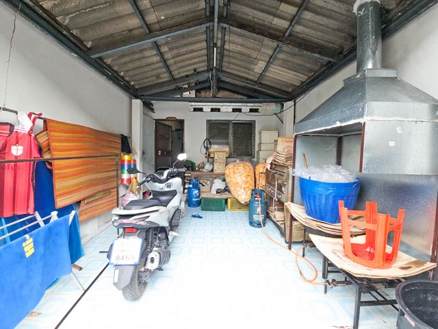 บ้านทาวน์เฮาส์ หมู่บ้านวงศกร 5 1 นอน 1 น้ำ 18 วา ราคาถูก