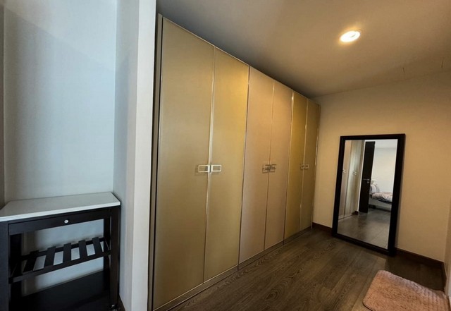 ให้เช่าคอนโด 3 ห้องนอน The Crest Ruamrudee 192 ตร.ม. ใกล้ BTS เพลินจิต เฟอร์ครบ พร้อมเข้าอยู่