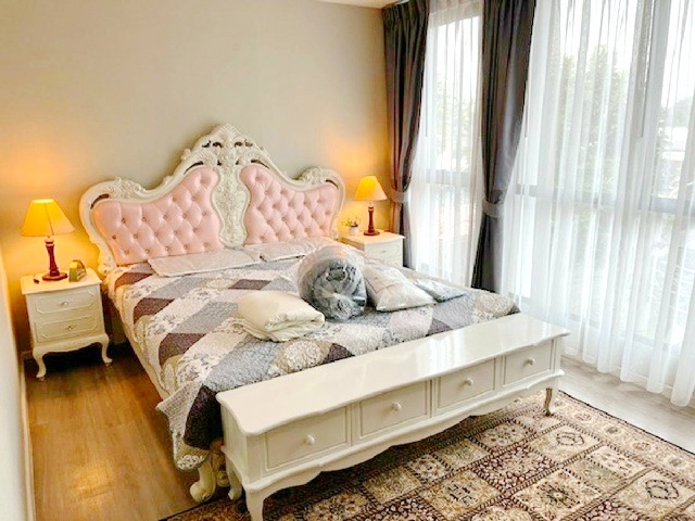 MRT ราชภัฏพระนคร 1กม.วิภาวดี 60-66 บ้านกลางเมือง ให้เช่าทาวน์โฮมหรู 3.5 ชั้น  22ตร.วา.272ตร.ม.จัดเต็มเฟอร์ 3 นอน 3 น้ำ