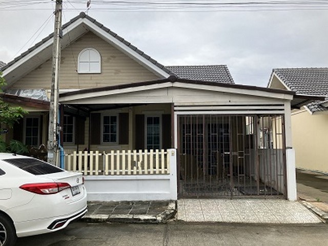 ขายทาวน์เฮ้าส์หมู่บ้านวีน่า ทาวน์ ถนนห้วยปราบ-พันเสด็จใน ตำบลปลวกแดง อำเภอปลวกแดง จ.ระยอง