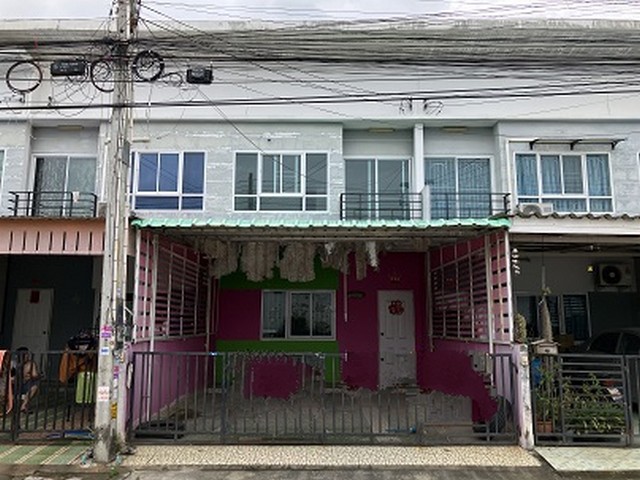 ขายทาวน์เฮ้าส์หมู่บ้านเอส ซี วิลเลจ ถนนสายรอบอ่างเก็บน้ำหนองปลาไหล (ทล.3191) ตำบลปลวกแดง อำเภอปลวกแดง จังหวัดระยอง