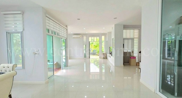 บ้านเดี่ยว มิลตัน เรสซิเดนซ์ รามอินทรา ใกล้ แฟชั่นไอส์แลนด์