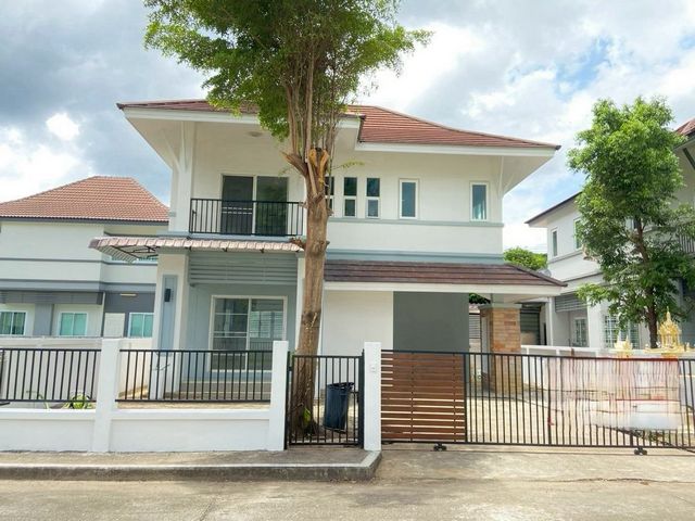 ขายราคาต่ำกว่าประเมิน! เพียง 2.65 ล้าน #สันกำแพง – บ้านเดี่ยว 2 ชั้น พร้อมอยู่ ทำเลดี ใกล้เมือง เดินทางสะดวก #ใกล้แยกหลุยส์ 