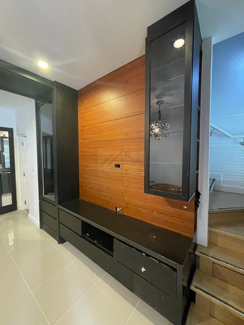 ขายทาวน์โฮม 3 ชั้น หลังริม หน้าสวน 3 ห้องนอน โครงการซิกเนเจอร์ วิภาวดี 60 SIXNATURE VIBHAVADI 60 เฟอร์พร้อมอยู่