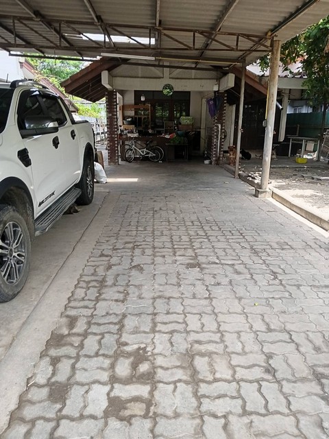 ขายด่วนบ้านเดี่ยว 1 ชั้นครึ่ง 105 ตรว. ย่านหัวยขวาง ประชาราษฎร์บำเพ็ญ 26 ขายตามสภาพ ** ถูกสุดในย่านนี้ ขายต่ำกว่าราคาประเมิน