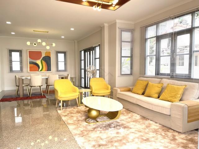 P908 ให้เช่า บ้านเดี่ยว รีโนเวทใหม่ บ้านกรองทอง พัฒนาการ 32 เดินทางใกล้ทองหล่อ 5 กม. เหมาะอยู่อาศัยหรือทำโฮมออฟฟิศ **เลี้ยงสัตว์ได้ 