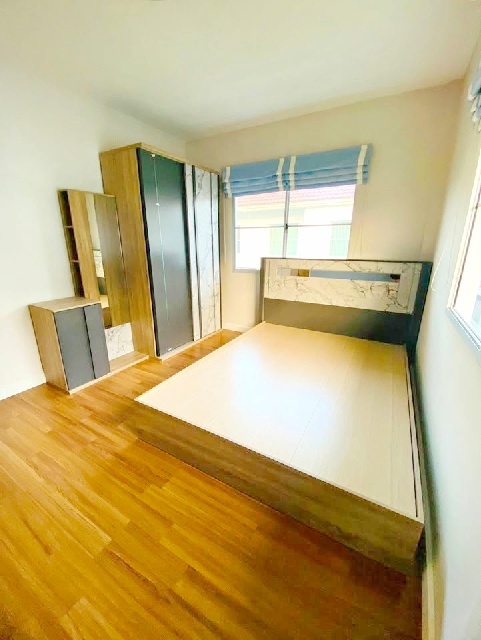 MRTบางพลู 4.4กม. ถ.นครอินทร์ พระราม5 ให้เช่าบ้าน 2ชั้น 58ตร.วา. 238ตร.ม เดอะวอล์ค ราชพฤกษ์ 1.9 กม. รร.นานาชาติดราก้อน 1.2กม. 3นอน 3น้ำ