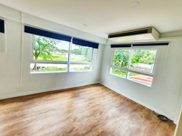 เดอะมอลล์ งามวงศ์วาน 1.1 กม. 5แอร์ BTS ม.เกษตรศาสตร์ 2กม.ให้เช่าบ้านเดี่ยว 2 ชั้น 55ตร.วา.205ตร.ม ม.ธุรกิจบัณฑิตย์ 1.9กม. 3 นอน ลาดพร้าว