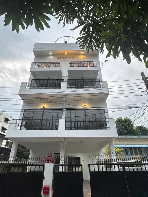 ให้เช่าบ้านเดี่ยว 4 ชั้น 500 ตรม. ย่านสุขุมวิท 62 รีโนเวทใหม่ พร้อมเฟอร์นิเจอร์ ใกล้ BTS บางจาก