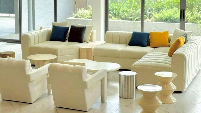 ให้เช่า 150,000 บาท/เดือน ขาย 39 ล้าน #โซนแม่ริม บนที่ดิน 1 ไร่ครึ่ง บ้านหรูพูลวิลล่า สไตล์ Palm Beach หรูหรามีเอกลักษณ์ #ติดน้ำ #วิวภูเขา